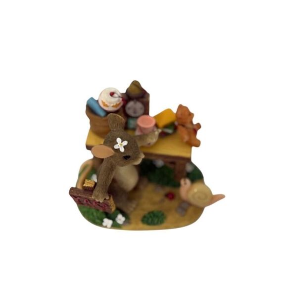Charming Tails Mouse Yard Sale Friendship is always a great bargain 83/810 - Picture 3 of 6